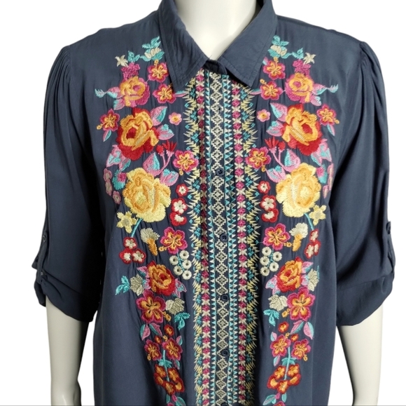 Giddy Up Glamour Women's Embroidered‎ Floral Boho Cottagecore Colorful Top 1X - Picture 3 of 7